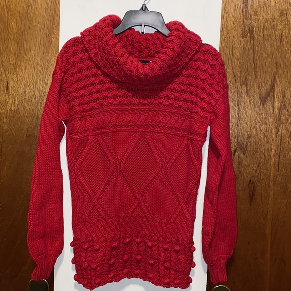 ❤️EUC City UNLTD Cable Knit Sweater - Picture 3 of 9